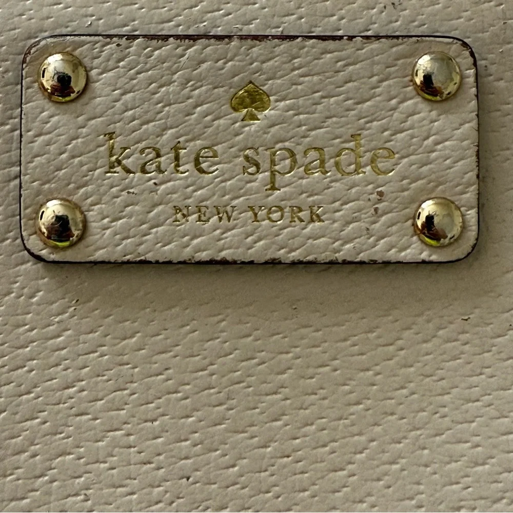 Kate Spade Madison Wallet - Picture 7 of 7